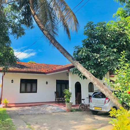 Villa 163 Negombo Exterior foto
